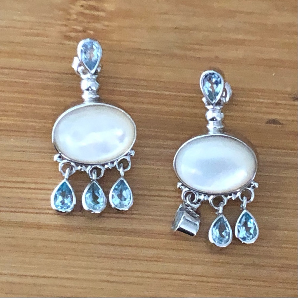 $56 Designer Estate Stud Earrings Sterling Silver Marked EA 925 CHINA
